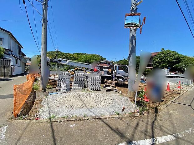 ☆穏やかな時が流れる落ち着いた住環境の低層住宅地。家族のニーズに合わせた多彩な間取りプラン　暮らしやすさを是非、現地でご体感ください。
