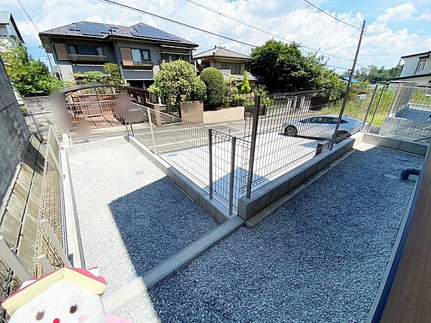 【現地外観写真】☆ただ「住まう」だけではございません。気持ち良く住んで欲しい気持ちをこめて…。お住まいの事、住まう街の事、お金の事、何でもご相談下さいませ。