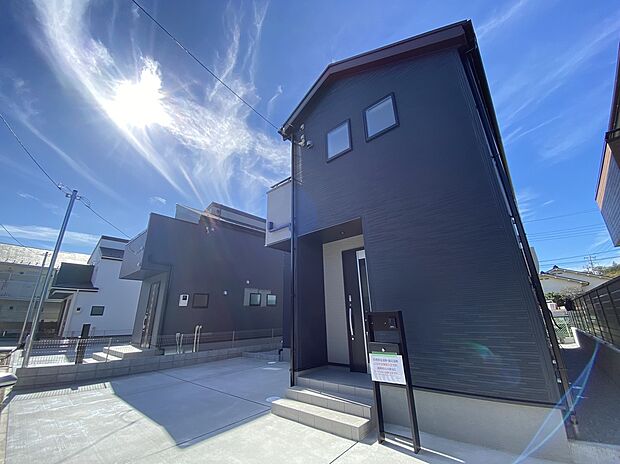 【現地外観写真】☆お住い探しの際は『すまいーだ』もご覧ください♪当社は飯田グループホールディングスの直営販売窓口です。飯田グループのお家は弊社にて検討下さいませ。アフターサポートまで一括して担当させて頂きます!!