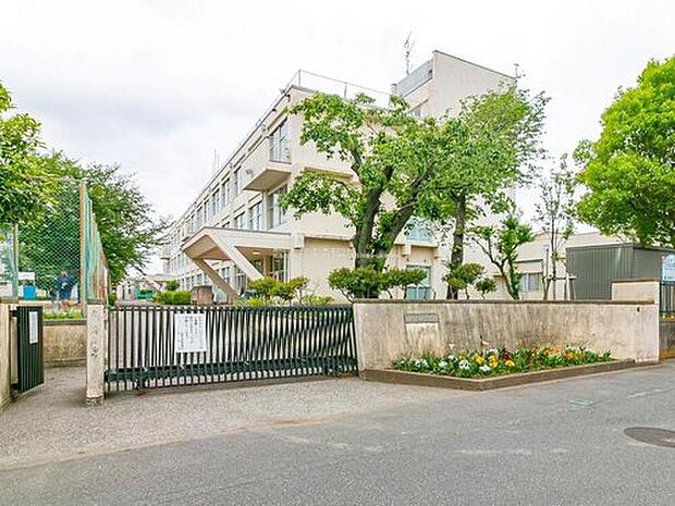 昭島市立福島中学校(約850m)