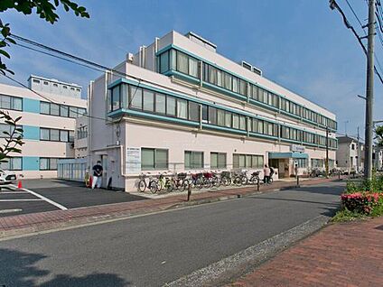 西武中央病院 2100m (徒歩27分/自転車で9分/車で3分)