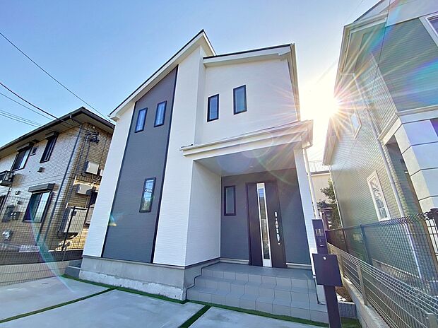 【現地外観写真】☆今日も、明日も、この街で、きっと誰かがしあわせになる物語が描かれていくはずです。毎日の何気ない『いってきます』『ただいまに』幸せを感じられる、そんな住まいのもっと先へ…