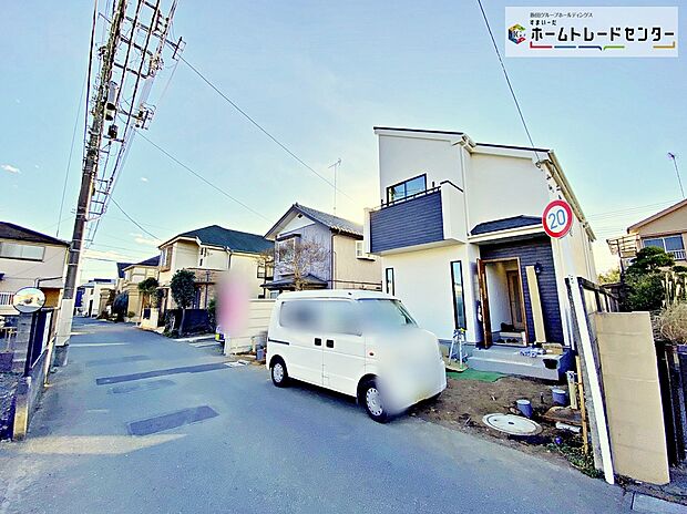 【前面道路含む現地写真】☆物件の陽当りや通風・仕様設備やお部屋の大きさの比較、近隣・周辺環境や街並みなど、資料には掲載していない情報が現地にはたくさんあります。ぜひ、建物だけでなく周辺環境もご確認ください!