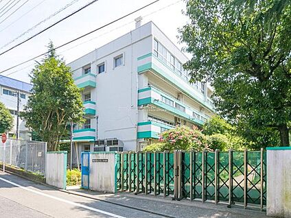 国分寺市立第二中学校 700ｍ(徒歩9分)