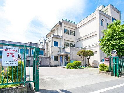 あきる野市立増戸中学校 1100ｍ(徒歩14分)