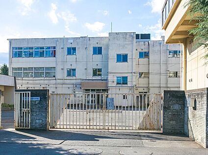 立川市立西砂小学校 800ｍ(徒歩10分)