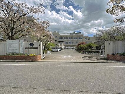 武蔵村山市立第五中学校 450ｍ(徒歩6分)