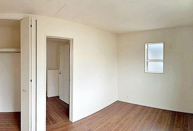 【☆Room☆】各部屋を最大限に広く使って頂ける様、全居住スペースに収納付。プライベートルームはゆったりと快適に。