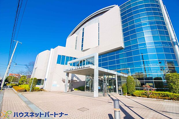 戸塚図書館(約1,500m・徒歩19分)