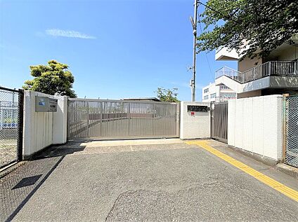 平小学校 900ｍ(徒歩12分)