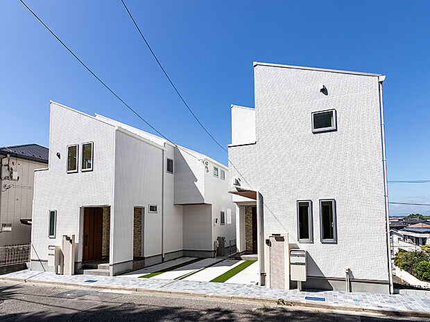 【ブランピュールシリーズ 建物施工例】賢く健やかに、お子さんの成長を見守る自然素材。機能性重視、流れるような家事動線と子育て目線のアイデア満載プラン。女性目線のきめ細やかな優しいプランニング。