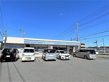 ローソン緑三保町店 550ｍ(徒歩7分)