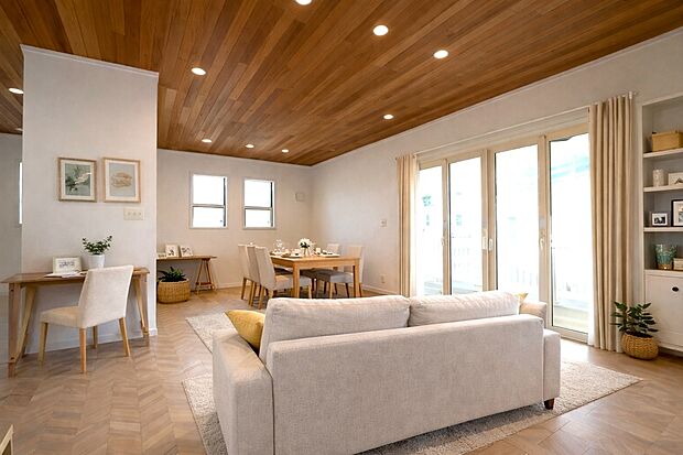 リビング(モデルハウス)ゆったりとした時間が流れるリビング空間。暮らしに寄り添う快適さが魅力です。