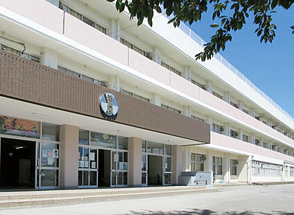市立法典西小学校 1000ｍ(徒歩13分)