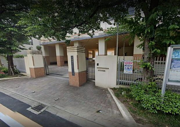 京都市立乾隆小学校