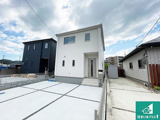 【外観】安心の10年保証!外観を美しく保ち、雨水で汚れを落とします!気になることがありましたら、お気軽にお問い合わせください!