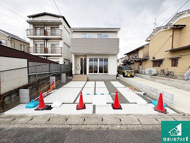 【外観】安心の10年保証!外観を美しく保ち、雨水で汚れを落とします!気になることがありましたら、お気軽にお問い合わせください!