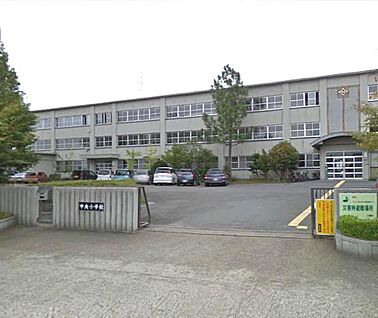 八幡市立中央小学校 徒歩489m