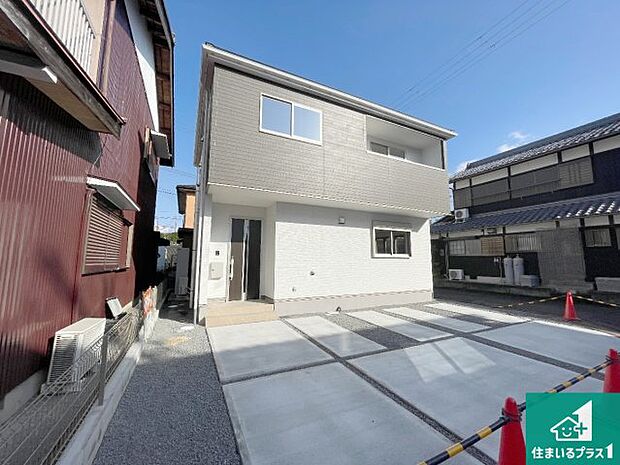 【外観】安心の10年保証！外観を美しく保ち、雨水で汚れを落とします！気になることがありましたら、お気軽にお問い合わせください！