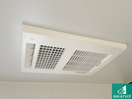 浴室暖房乾燥機