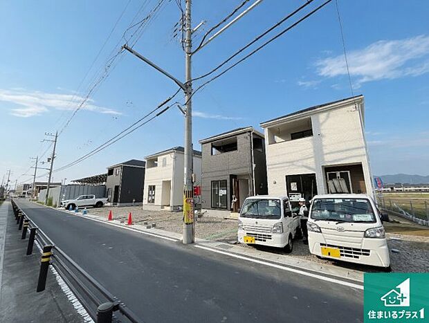 【外観】安心の10年保証!外観を美しく保ち、雨水で汚れを落とします!気になることがありましたら、お気軽にお問い合わせください!