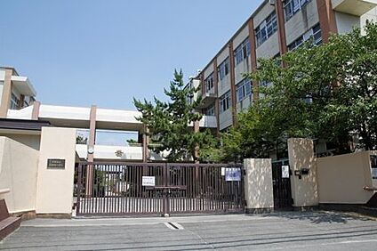 京都市立羽束師小学校 徒歩163m