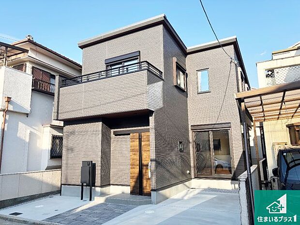 安心の10年保証！外観を美しく保ち、雨水で汚れを落とします！気になることがありましたら、お気軽にお問い合わせください！