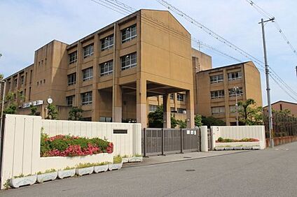 松原市立松原第七中学校 徒歩960m