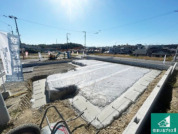 【外観】現在建築中!落ち着いた街並みで新生活を始めることが出来そう!周辺の物件も併せてご紹介させて頂きます!