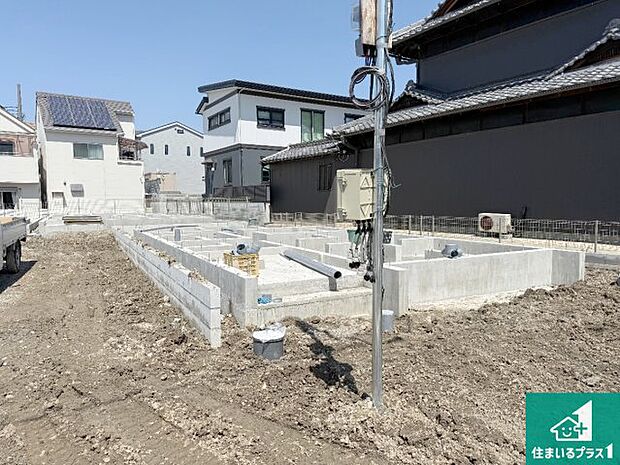 【外観】現在建築中!落ち着いた街並みで新生活を始めることが出来そう!周辺の物件も併せてご紹介させて頂きます!