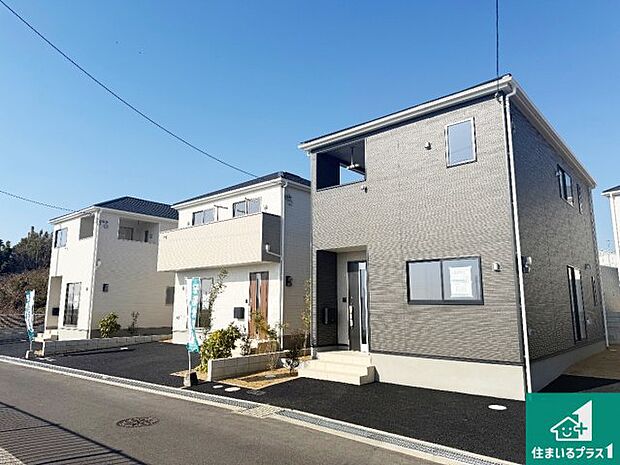 【外観】安心の10年保証!外観を美しく保ち、雨水で汚れを落とします!気になることがありましたら、お気軽にお問い合わせください!