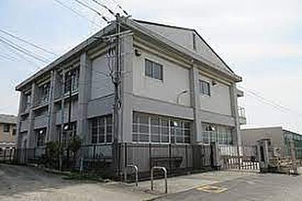 岸和田市立山直中学校 徒歩250m