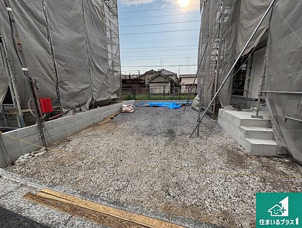 【外観】現在建築中!落ち着いた街並みで新生活を始めることが出来そう!周辺の物件も併せてご紹介させて頂きます!