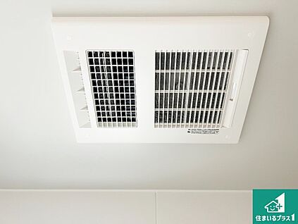 浴室暖房乾燥機