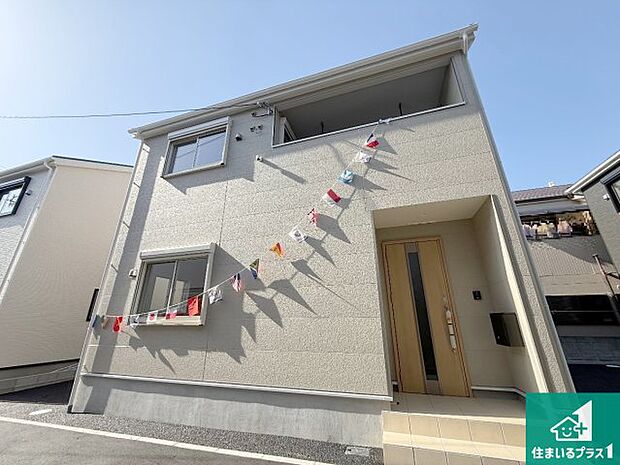 【外観】安心の10年保証!外観を美しく保ち、雨水で汚れを落とします!気になることがありましたら、お気軽にお問い合わせください!
