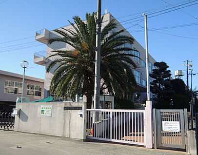 堺市立平尾小学校 徒歩750m
