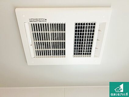 浴室暖房乾燥機