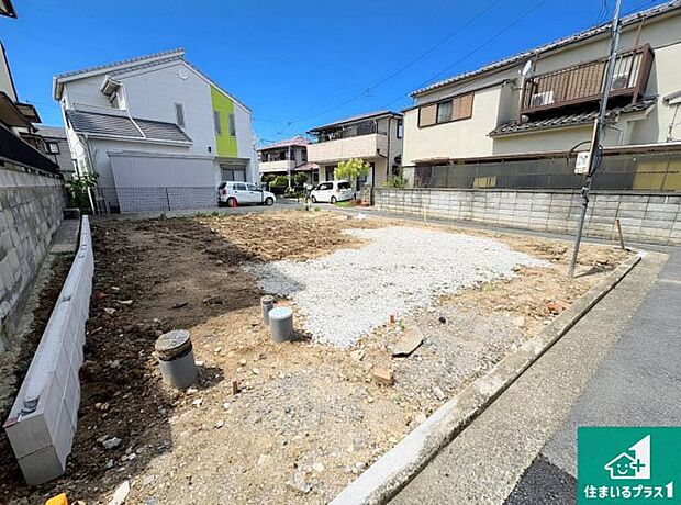 【外観】現在建築中！落ち着いた街並みで新生活を始めることが出来そう！周辺の物件も併せてご紹介させて頂きます！
