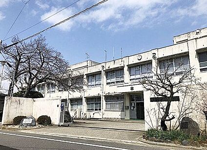 堺市立登美丘中学校 徒歩250m