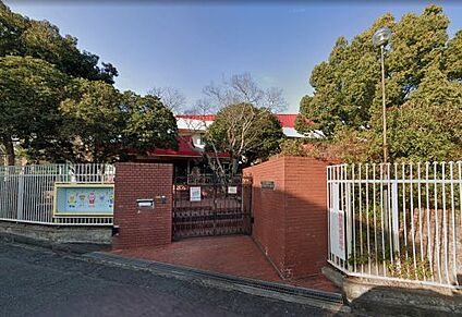 認定こども園勝山愛和青葉台幼稚園 徒歩735m