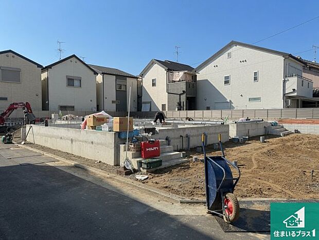 【外観】現在建築中！落ち着いた街並みで新生活を始めることが出来そう！周辺の物件も併せてご紹介させて頂きます！