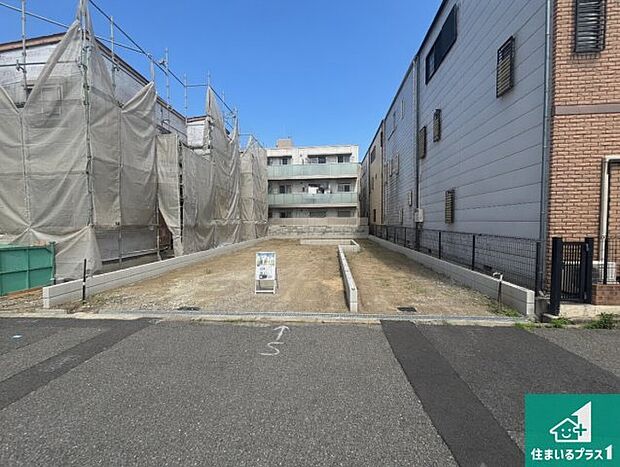 【外観】周辺は落ち着いた街並みの住宅地！子育てがしやすい住環境です！まだ未完成ですが、現地でしかわからない事もございます。是非一度ご覧ください。