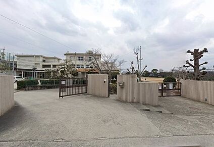 富田林市立喜志西小学校 徒歩222m