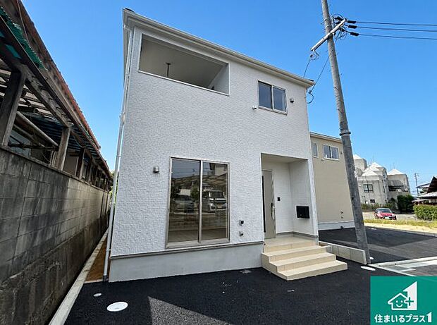 【外観】安心の10年保証!外観を美しく保ち、雨水で汚れを落とします!気になることがありましたら、お気軽にお問い合わせください!