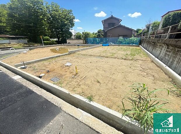 【外観】現在建築中!落ち着いた街並みで新生活を始めることが出来そう!周辺の物件も併せてご紹介させて頂きます!