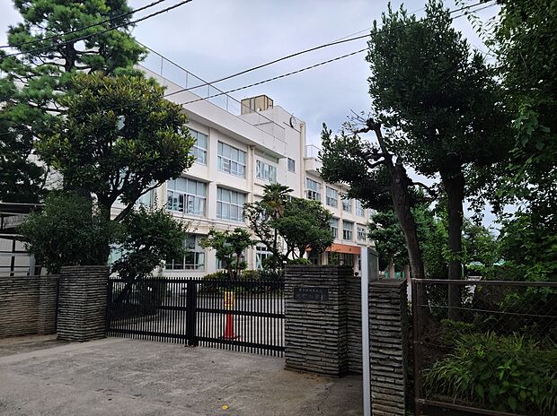 練馬区立北町小学校(約550m)