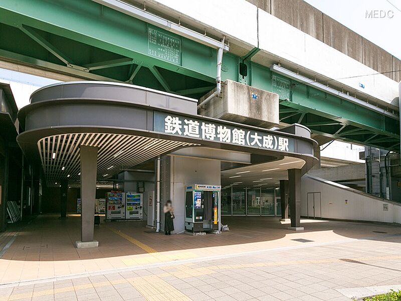 【車・交通】埼玉新都市交通「鉄道博物館」駅