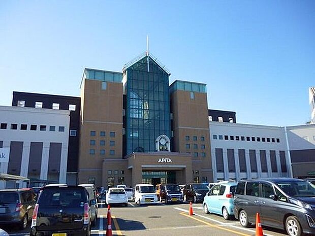 ギャラリエアピタ 知立店