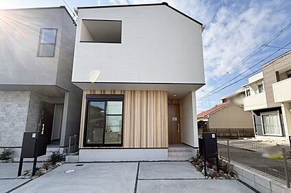 【1号地外観写真】