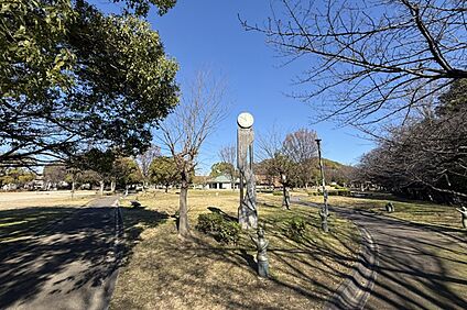 二子山公園 260m(徒歩4分)